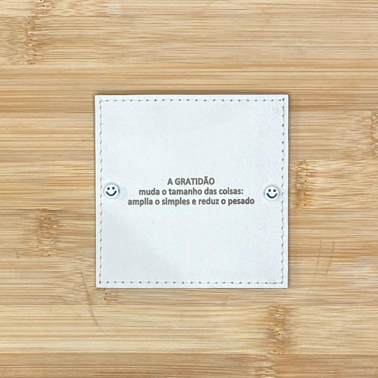 PLACA EM COURO | QUADRADO M