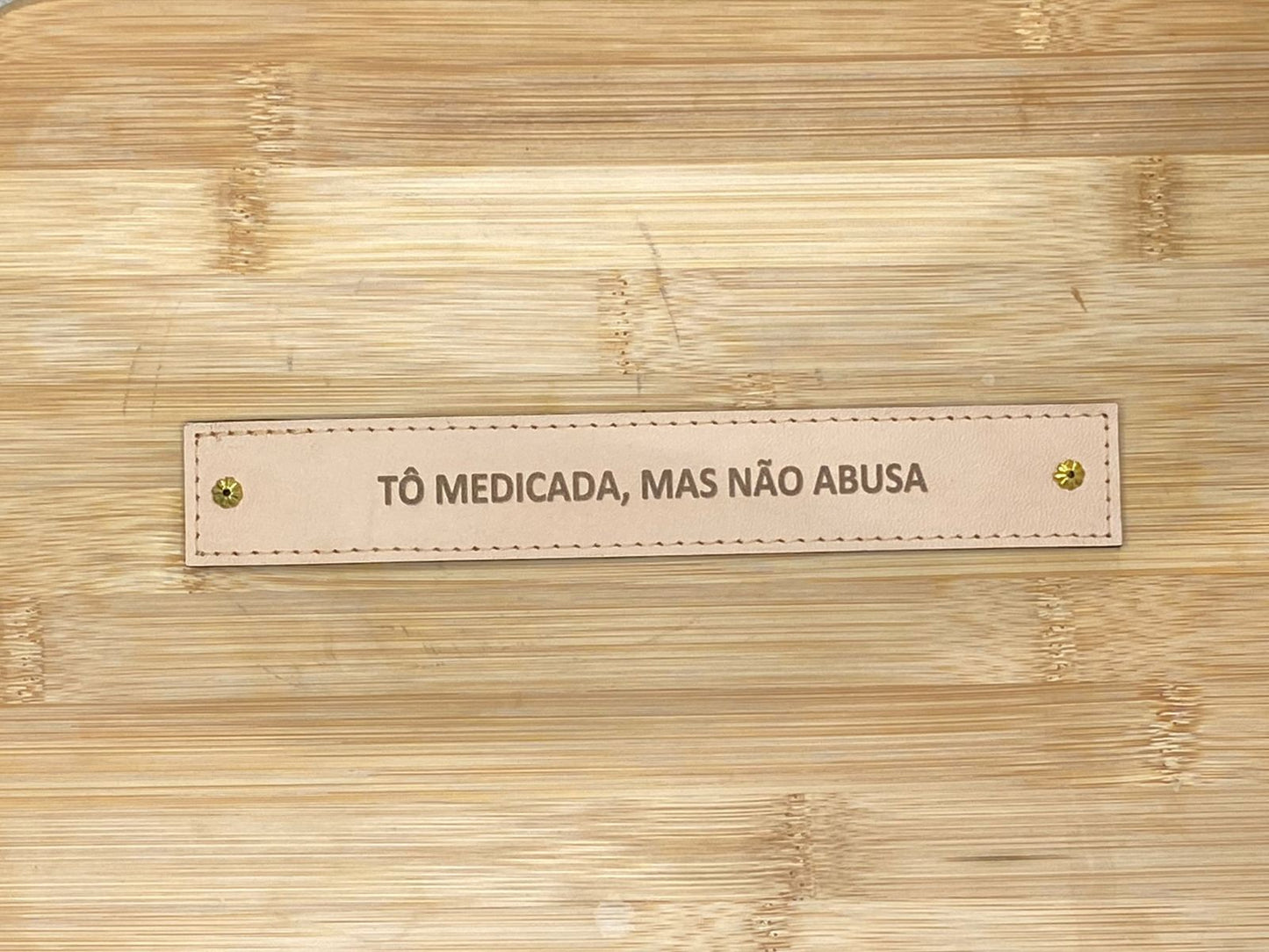 PLACA EM COURO | RETÂNGULO M