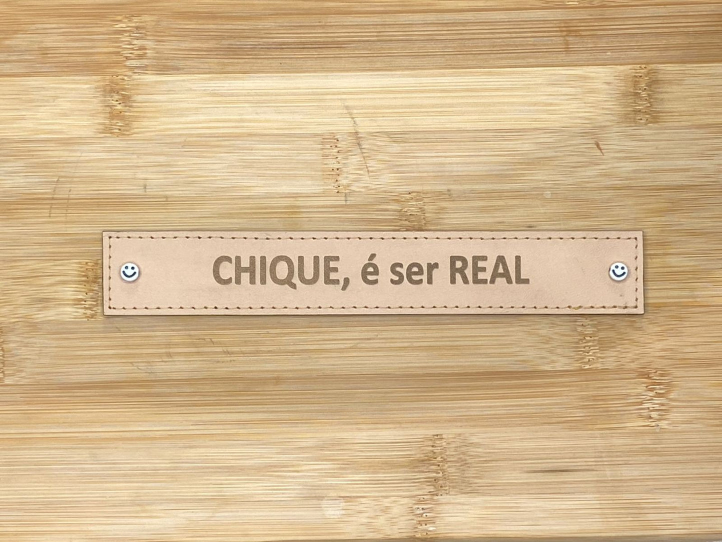PLACA EM COURO | RETÂNGULO M