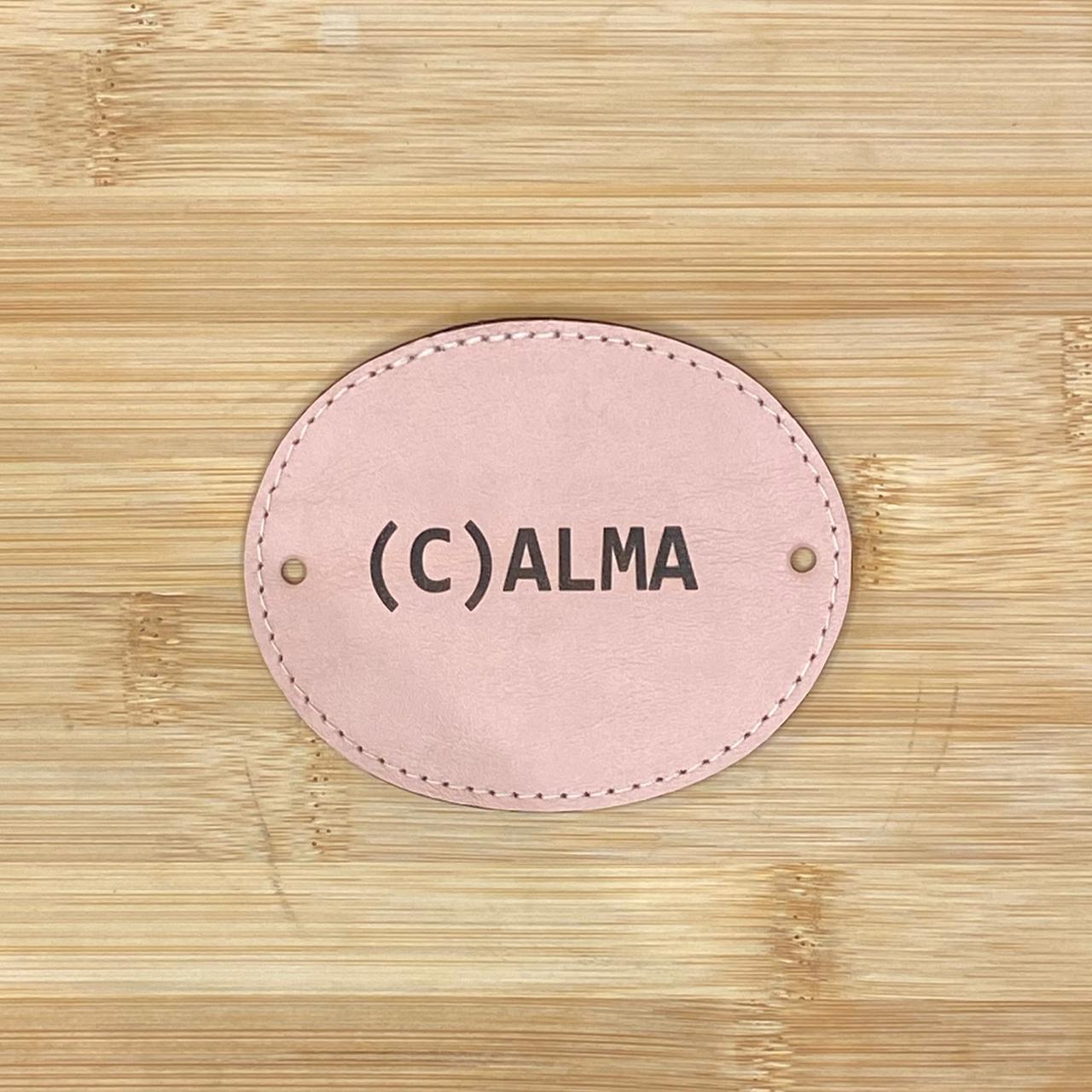 PLACA EM COURO | OVAL M