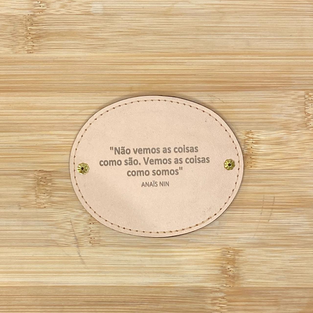 PLACA EM COURO | OVAL M
