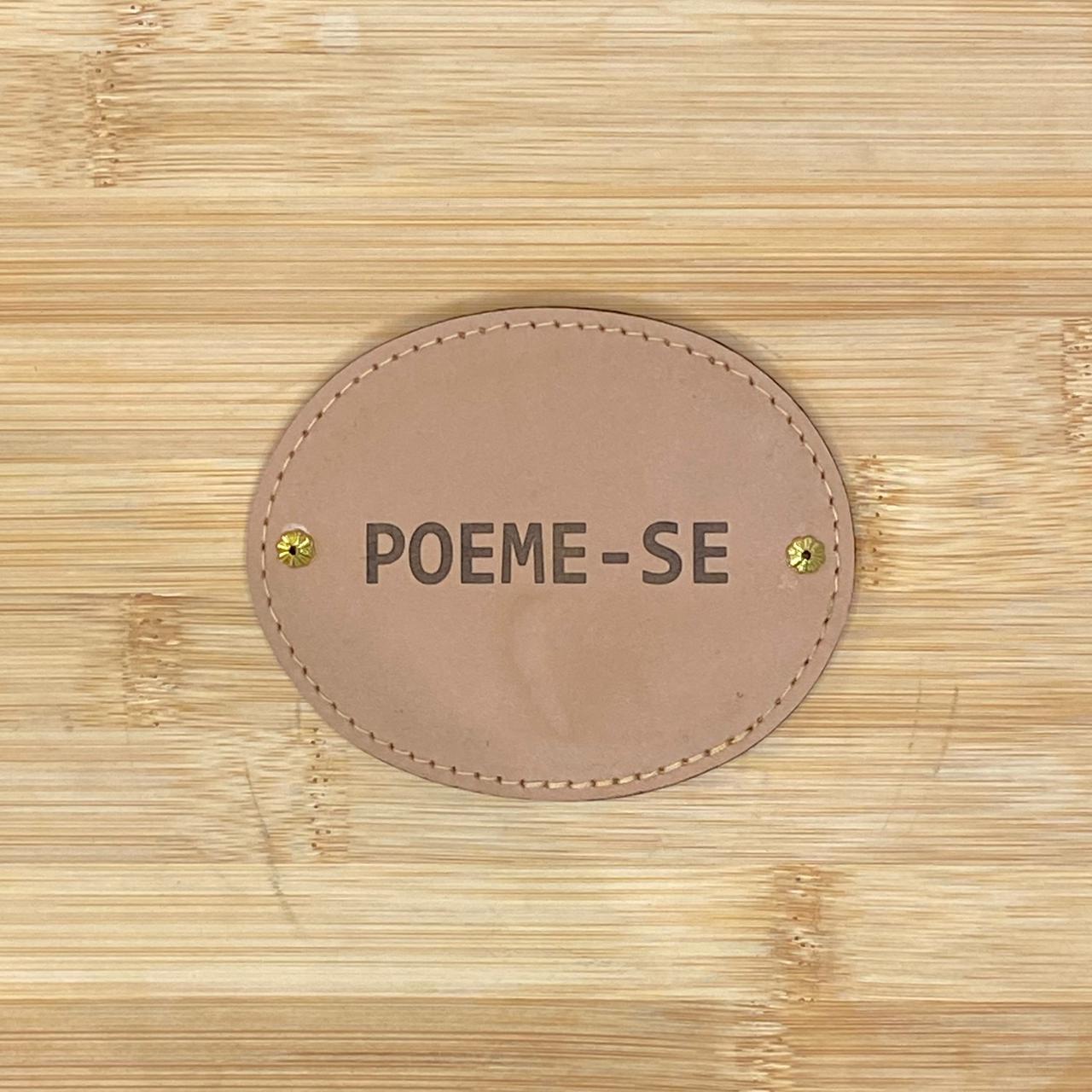 PLACA EM COURO | OVAL M